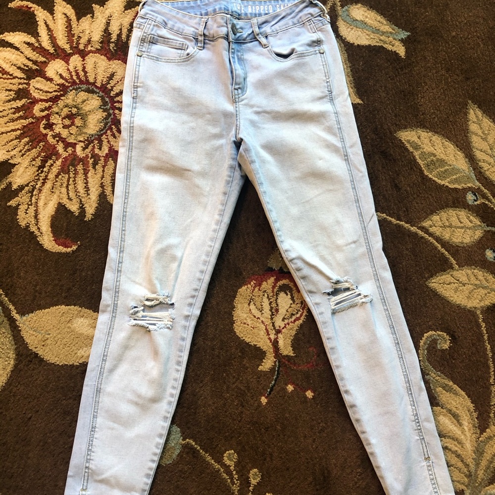 Light wash ripped jeans